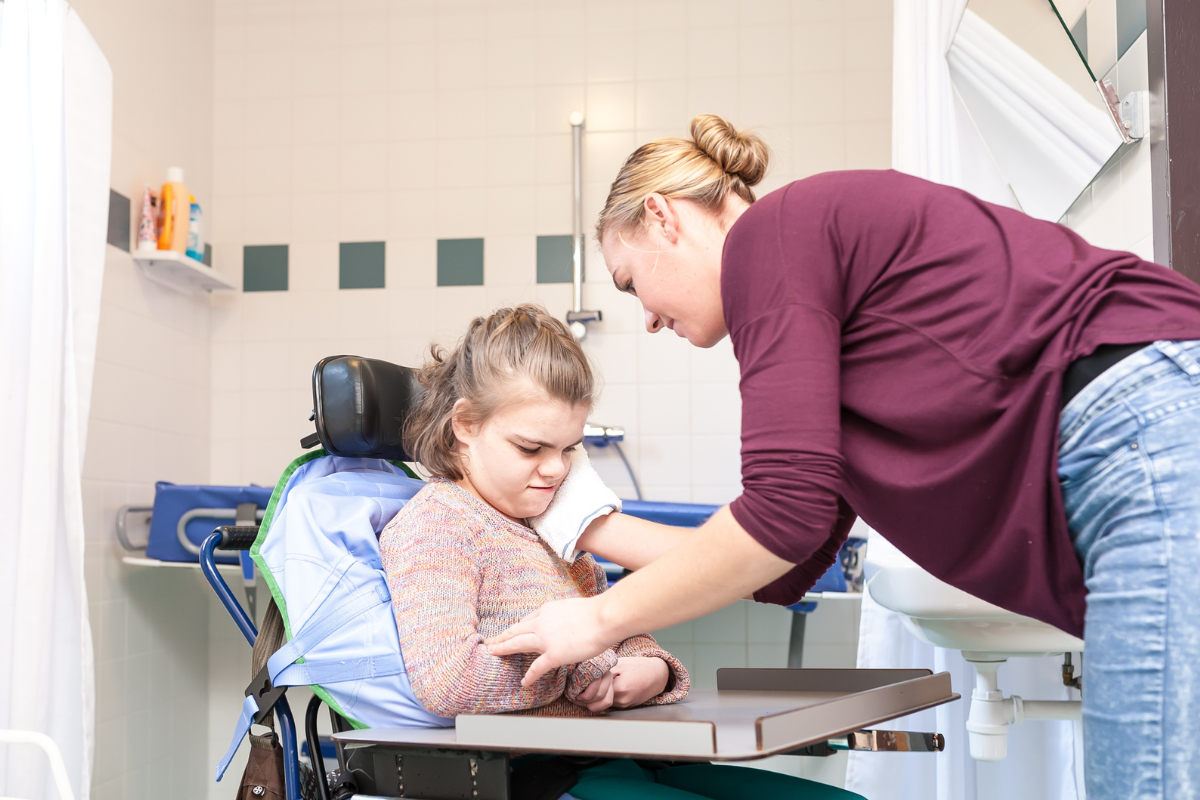 Daily support services through SIL